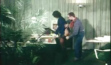 Skręcona blondynka z dużym sex analny film biustem mądry, aby zmienić datę