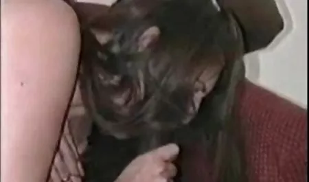 Japońska gwiazda porno Maritza się sex analny filmik rozbiera