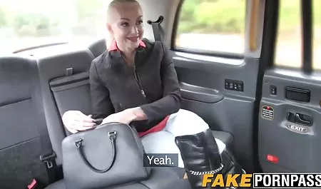 Harley Rain sex analny grupowy
