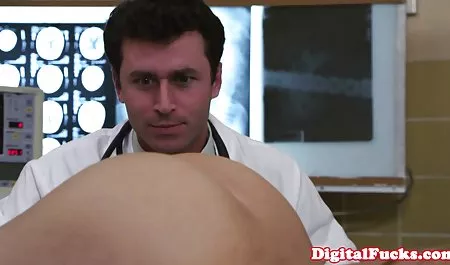 Myers ubrana w białą sukienkę sex analny z babcia hidżab jak i duży tyłek
