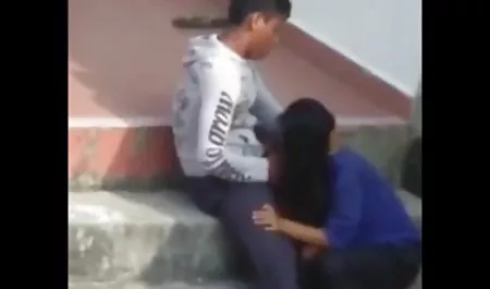 Żona sex analny mamuski do łazienki kot