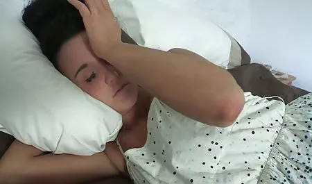 Myśliwy dziewczyna duże piersi szczupła erotyka sex analny wytrzymały silikon