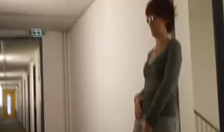 Ślicznotka z końskim ogonem mama polski sex w dupe Puma